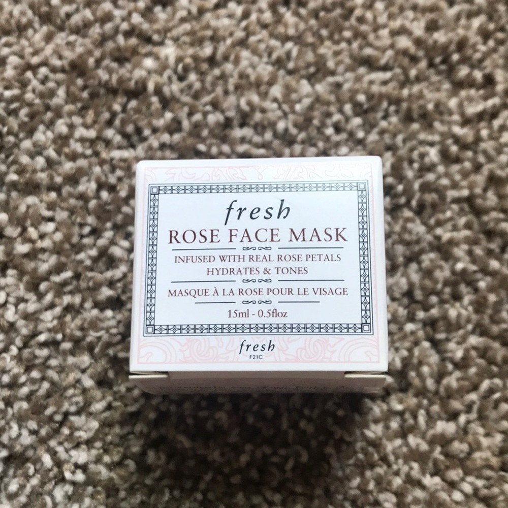 Fresh rose face mask